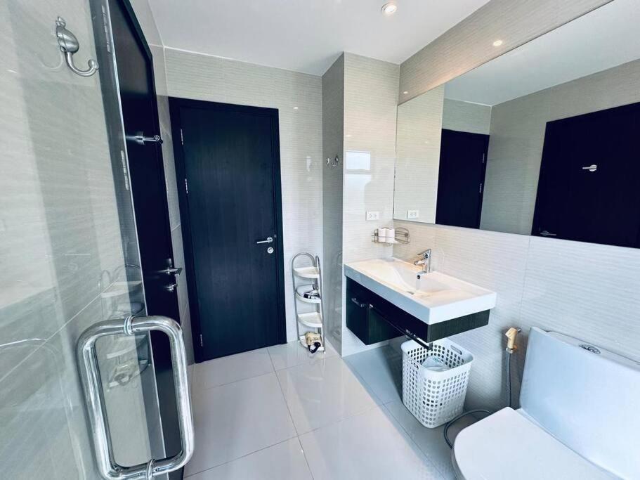 Lejlighed Rawai Seaside -the Title Spacious One Bedroom